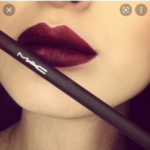 🎃⭐mac vino lip liner
